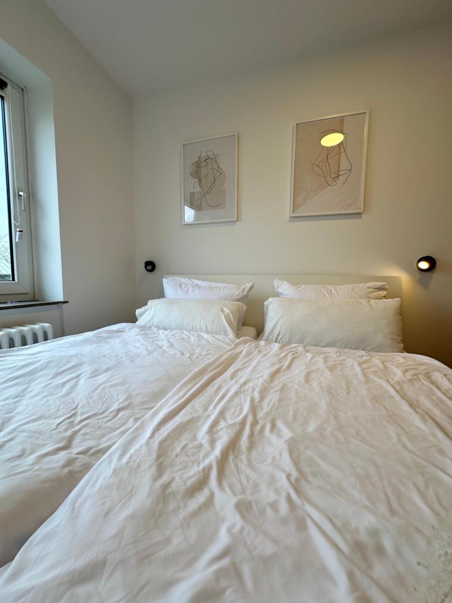 Exklusives City Apartment - Balkon - 24H Check-In Kiel Esterno foto